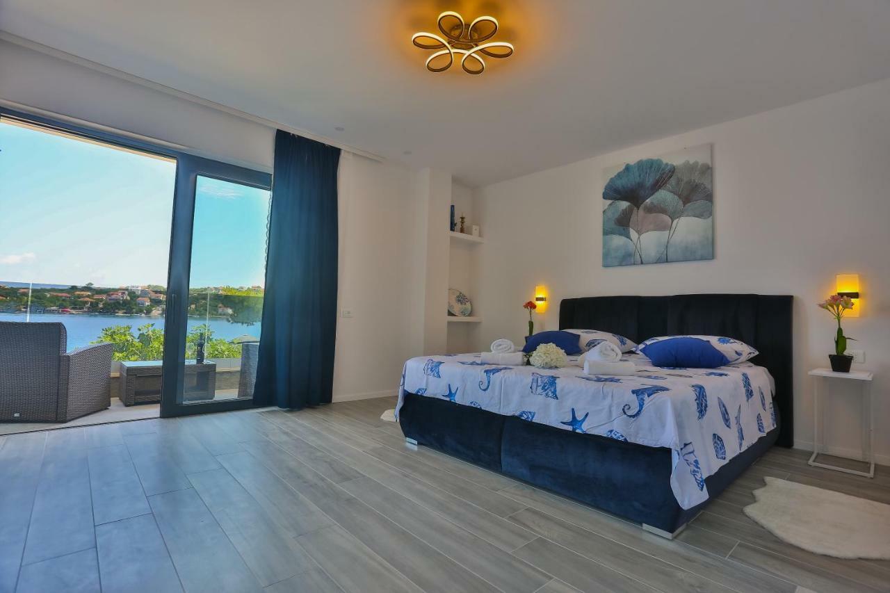 Hotel Paradise Punta Nečujam Extérieur photo