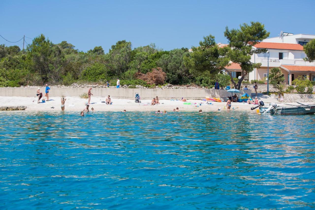 Hotel Paradise Punta Nečujam Extérieur photo